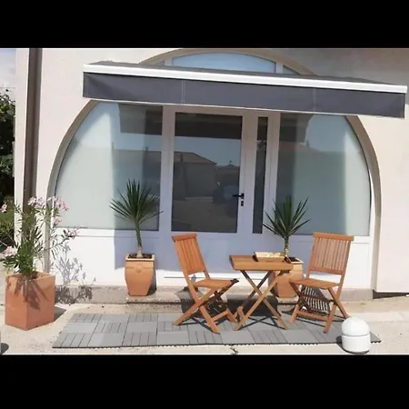 Apartman Zelic Zára